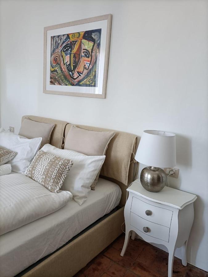 Hotel Casale Il Girasole à Barbara Extérieur photo